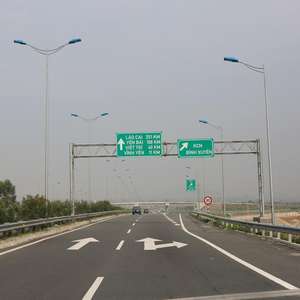 Barrière routière 2 Vagues De Faisceau En Métal Barrière de Garde-Corps Prix W Faisceau De Sécurité Routière - Product Image 1