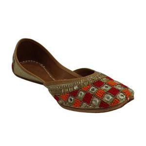 <b>Women's</b> Traditional Handmade Khussa / Punjabi Jutti Ethnic Sandal / Multani Khussa - Product Image 4