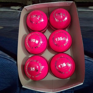 Pelota de cuero personalizable de alta calidad 50 Overs Cricket Ball con logotipo de Club para League County Play Direct from Store - Product Image 4