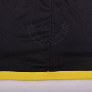 Ensemble maillot et short de football pour homme, couleur personnalisée, 100% polyester, séchage rapide, respirant, grandes tailles, logo personnalisé, utilisation en extérieur - Product Image 5
