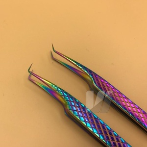 Pinzas de extensión de pestañas de acero inoxidable sostenibles japonesas 45 ° y 90 ° Rainbow Diamond Grip Punta puntiaguda Pinzas de volumen - Product Image 2