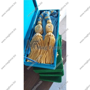 Guirnalda Clásica de Borlas con Cuentas de Seda y Diseño a Cuadros para Decoración del Hogar, Ecológica y Duradera, Hecha a Mano en Pakistán - Product Image 3