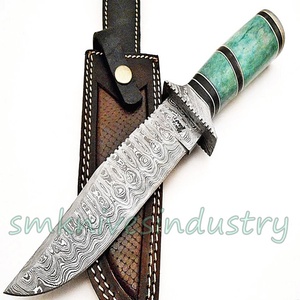 Cuchillo Bowie de Acero de Damasco con Mango de Hueso de Camello de Color y Grosor de 4-5 mm - Product Image 5