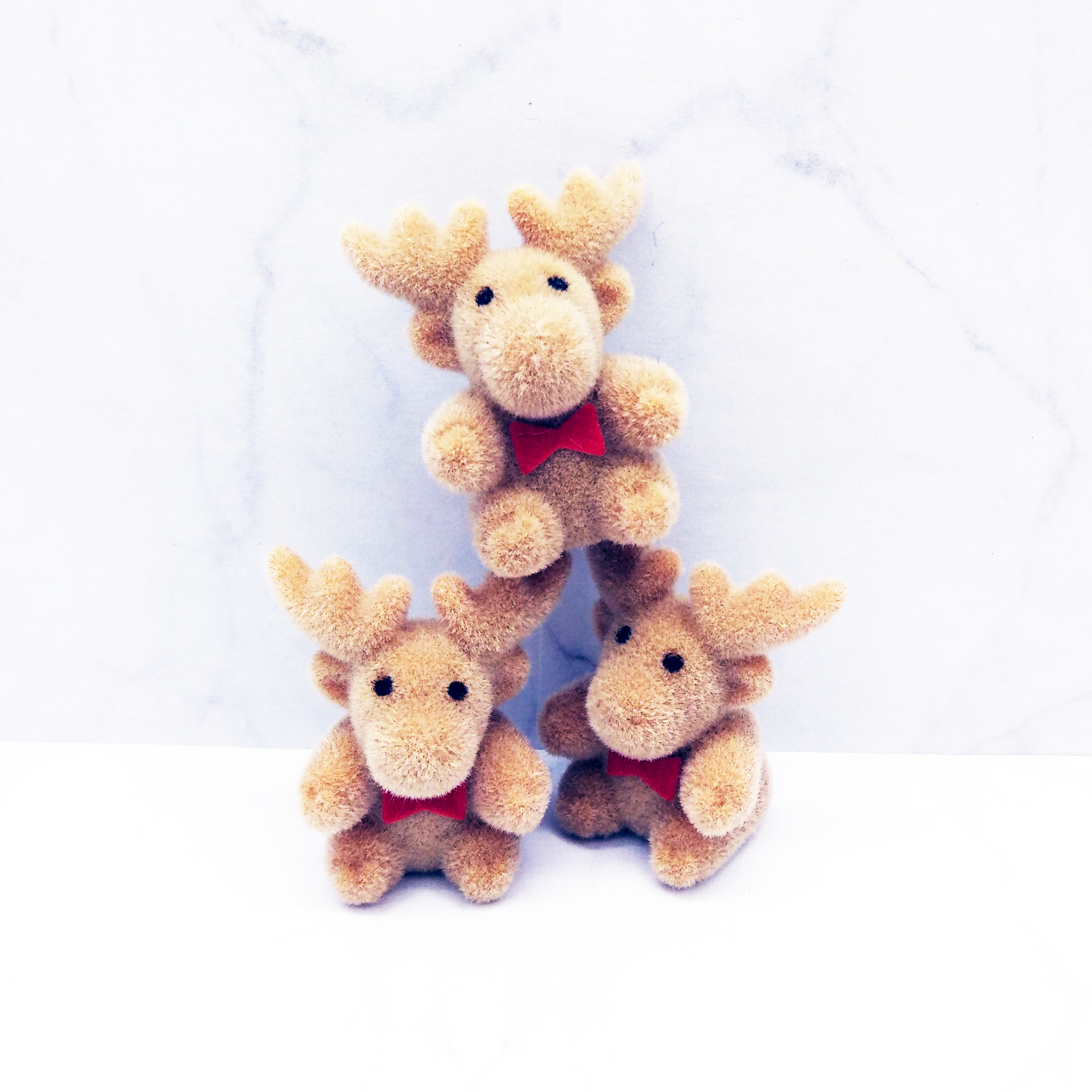 Миниатюрный олень 2022