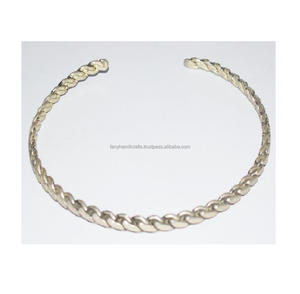 Gargantilla de oro con borla larga para mujer y niña, collar sexy de varias capas, joyería, venta al por mayor - Product Image 2