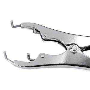 Alicates Elastrator de Aluminio Ligero con Anillo de Goma Ergonómico para Castración Humana de Ganado y Amputación de Cola - Product Image 2