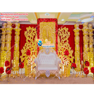 Scène traditionnelle sri-lankaise pour les mariages, décor royal en fibres dorées Radha Krishna, grande scène culturelle en provenance du Sri Lanka - Product Image 1