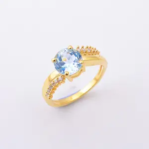 Eleganter natürlicher blauer Topas/weißer Zirkon Edelstein Sterling Silber 18 Karat Gold Vermeil Damen geschenk Runde Form Blauer Topas Ring