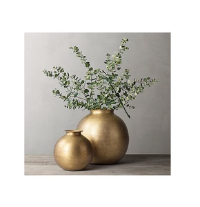 Intricately Designed Flower <b>Vases</b> Metal <b>Vases</b> Gold Finishing Modern Hot Selling Fashionable for Home Decoration Plant <b>Stand</b> - Product Image 5