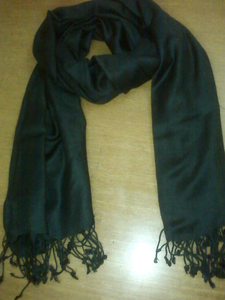 Traditional Winter Square <b>Pashmina</b> <b>Shawl</b> Plain <b>Black</b> Viscose for Muslims Stylish Cold Weather Accessory - Product Image 4