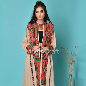 Vestido tradicional étnico Balochi hecho a mano, vestido étnico Kuchi Hippie tradicional Frock - Vintage Balochi hecho a mano Kuchi - Product Image 1