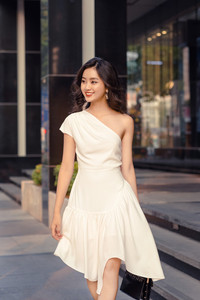 Robe d'été asymétrique pour filles, tenue nouveau style pour femmes, avec épaule dénudée, sans manches, slim à volants - Product Image 3