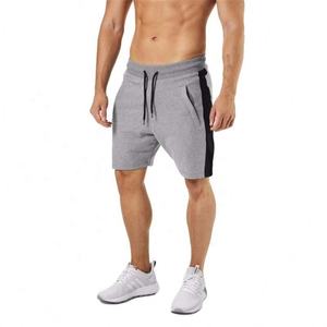 Short d'extérieur pour homme gris chiné avec bandes latérales 100% coton/polyester avec décoration personnalisée et taille élastique - Product Image 1