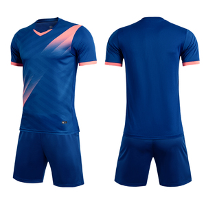 Nueva Camiseta de Fútbol de Moda con Logotipo Personalizado, Popular, en Oferta, para Ropa Deportiva, Impresión de Uniformes de Fútbol, 100% Poliéster de Secado Rápido - Product Image 2