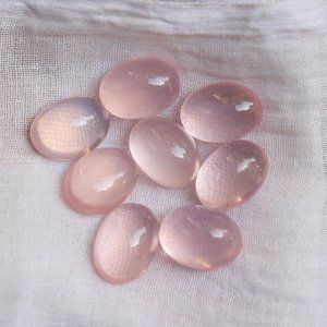 Piedra de cuarzo rosa natural de 8mm y 10mm, cabujón ovalado semiprecioso liso, piedras preciosas sueltas, precio de fábrica al por mayor del fabricante - Product Image 1