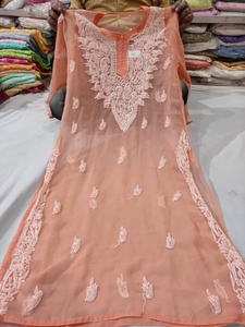 Diseño moderno y último en elegante Kurti allover chikankari con trabajo de Bordado de hilo pesado-2024 - Product Image 6