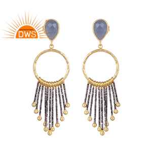 Pendiente de diseñador de Calcedonia azul de latón chapado en oro de diseñador, joyería de moda para mujer, regalo para su delicada colección - Product Image 1