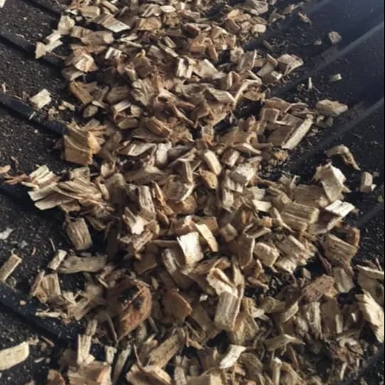 WOOD CHIPS - ACACIA WOOD CHIP LOW PRICE FOR MAKING PAPER PULP