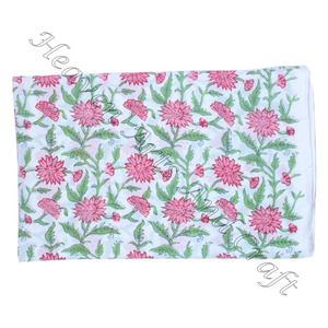 Tela de algodón puro 100% oscuro, hermosa Tela con estampado de bloques de mano Floral indio para mujeres y niños, bolsas de ropa, fundas de cortinas indias - Product Image 1