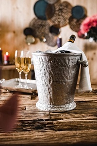 Seau à vin à champagne Seau à glace Refroidisseur de bar à bouteilles lourd pour les fêtes en plein air à l'intérieur ou tout type d'occasion Personnalisable - Product Image 6