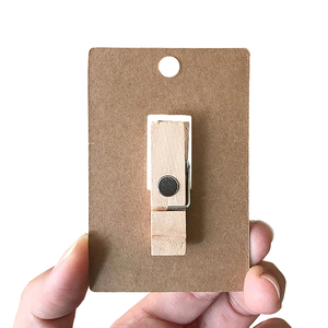 Clip aimanté rond en bois Blue Elephant, porte-mémo décoratif - Product Image 4