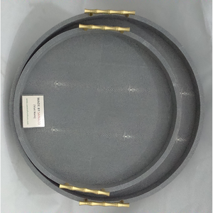 Bandeja redonda gris claro con 0,51x0,51x0.075 Mango de bambú de latón Bandejas de Servicio de Material Shagreen falso - Product Image 2