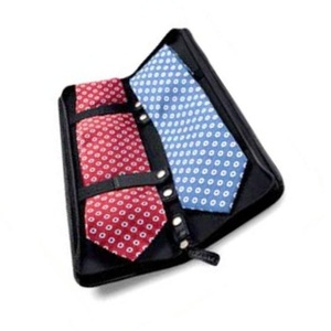 Estuche de corbata de cuero PU de alta calidad de lujo con cremallera negra personalizada Bolsas y estuches de propósito especial - Product Image 1