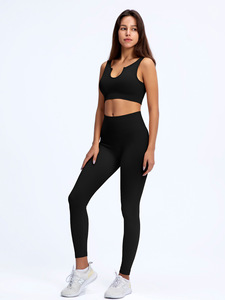 Ensemble de soutien-gorge de sport tendance pour femmes, legging sans couture, vêtements actifs de qualité supérieure, avec design personnalisé et impression - Product Image 2