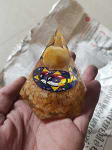 Nouvelle Arrivée En Gros Meilleur Qualité Naturel Rouge Pierre D'énergie Hexagonale D'orgone Pyramide | Vrac Résine Orgonite Pyramide pour vente - Product Image 3