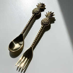 Cuillère en laiton au design antique avec 2 pièces et différentes tailles avec coffret cadeau pour le dîner cuillère en laiton à bas prix - Product Image 2