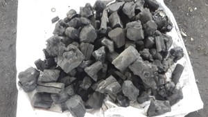 Trusted Vietnam Coffee <b>Charcoal</b> Manufacturer | Premium 7KG <b>Bags</b> for Bulk Export - Product Image 5