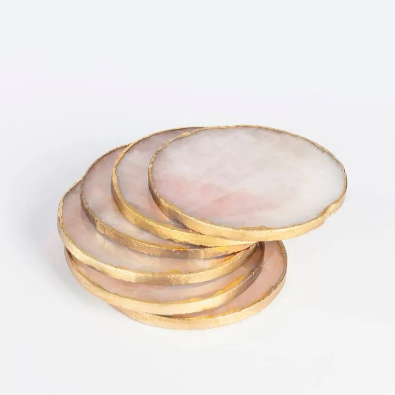 Dessous de verres en Quartz Rose naturel, dessous de verres en Agate, tranche d'agate, décor de maison, dessous de verre en cristal avec bord doré