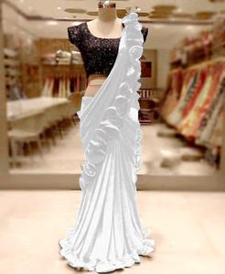 Dernière pièce de designer Katan Saree avec chemisier Broderie lourde Travail de pierre Designer 5.5 mètres Sari avec 1.00 mètres Blouse Apparelgarment - Product Image 1