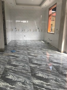 กระเบื้องพอร์ซเลนแกรนิตขัดเงาคุณภาพสูง ดีไซน์ทันสมัย ขนาด 800x800 มม. ป้องกันแบคทีเรีย กันลื่น ผลิตในเวียดนาม ขายส่ง - Product Image 2