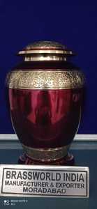 Urna de cremación para adultos de latón antiguo Estilo americano multicolor de Brassworld India Suministro funerario Premium - Product Image 3