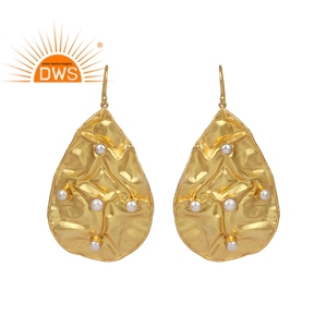 Boucles D'oreilles Pendantes Pour Les Femmes En Forme De Poire Perle Bijoux Fournisseur Indien Sterling 925 Argent Plaqué Or Bijoux Grossiste - Product Image 1