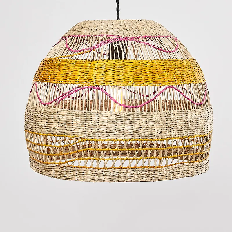 完璧な照明のための美しいカラフルな手織りの天然海草ランプシェードフレーム天井ランプシェード