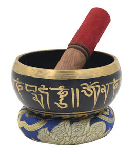 Bol chantant en laiton bâton et cushiontibétain bol chantant en laiton chakra ensemble bol chantant - Product Image 5