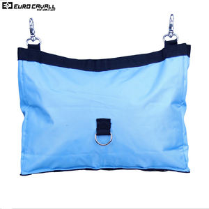 Bolsa de heno de alimentación de caballos de nylon para un almacenamiento y transporte convenientes de heno de caballos - Product Image 2