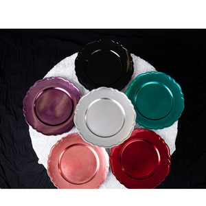 Assiettes de service élégantes en métal, plateau de service de qualité supérieure assiettes et assiettes pour décoration maison et mariage 1 pièce - Product Image 4