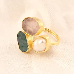 Big factory real raw rose quartz & emerald may birthstone ring texture finish gold plated ring white biwa pearl adjustable ring