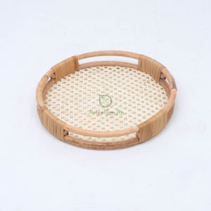 Plateau de service à tissage ouvert en rotin rond naturel fait à la main Plateau de tissage en rotin décoratif - Product Image 2