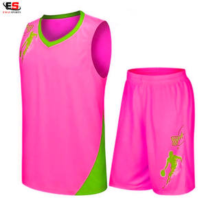 Conception personnalisée Tenues de basket-ball de qualité professionnelle Ensemble d'uniformes de sport de basket-ball de haute qualité et à performance améliorée - Product Image 5
