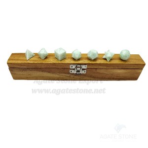 Ensemble de pierres précieuses de guérison en amazonite harmonieuse avec pierres polies dans un étui en bois décoratif pour l'énergie de l'amour et la méditation Reiki - Product Image 2