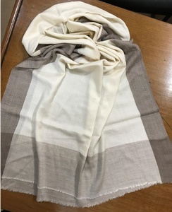 Châles Pashmina en cachemire d'hiver de haute qualité Écharpes en laine imprimées confortables pour adultes - Product Image 4