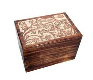 Wood Design Carved Wooden <b>Urn</b> for Adult <b>Pet</b> - Product Image 2