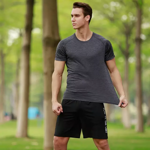 Venta al por mayor de camisetas polo de bambú ecológicas para hombres y mujeres de talla grande transpirable manga corta diseño sólido con la característica en blanco - Product Image 4