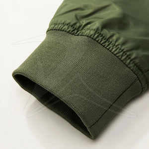 แจ็คเก็ตบอมเบอร์กันลมคุณภาพสูงสำหรับผู้ชายใส่กลางแจ้ง ไซส์ใหญ่ ปิดด้วยซิป ผ้าฟอกสี ซับในสีส้ม-ขายส่ง - Product Image 5