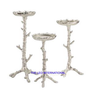 Candelabro de Mesa, Candelabro de Metal de Alta Venta para Eventos, Fiestas, Bodas y Decoración Navideña, Candelabro Chapado en Oro - Product Image 4