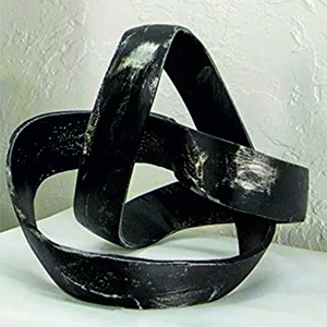 Mini sculpture géométrique en acier noué, élément de décoration, minimalisme, design d'intérieur, décoration géométrique pour la décoration de table - Product Image 4